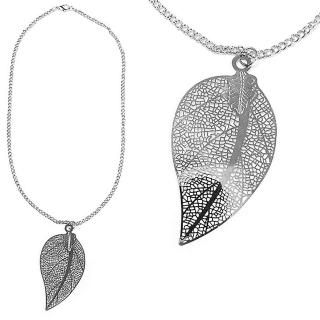 【摩達客】銀色葉芯長項鍊(現貨)