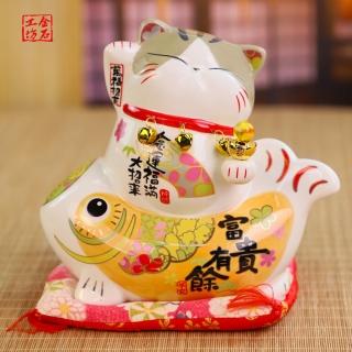 【金石工坊】富貴有餘波士桃花貓(高19.5CM 招財貓 開店送禮 開業禮品 招財貓 陶瓷開運擺飾 撲滿存錢筒)
