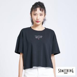 【SOMETHING】簡潔刺繡寬鬆短袖T恤-女款(黑色)
