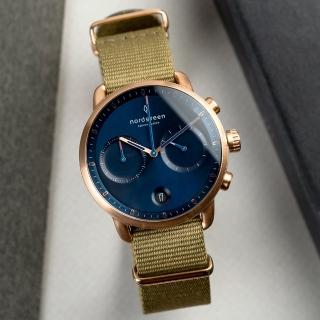 【Nordgreen】Pioneer先鋒x玫瑰金 北歐藍錶盤 波西米亞綠尼龍腕錶 42mm(PI42RGNYAGNA)